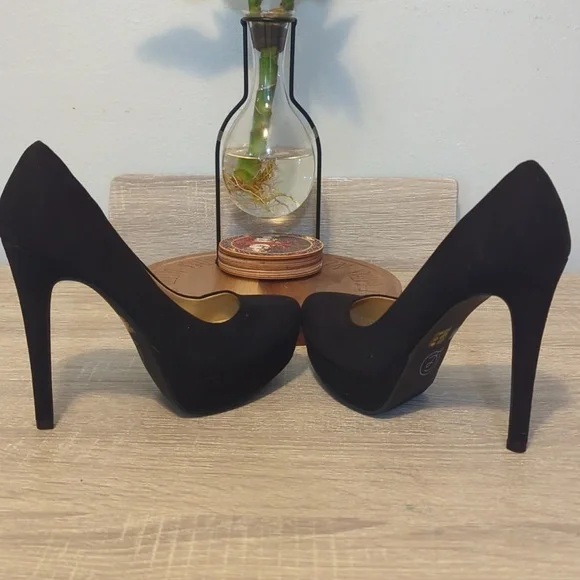 NEW!Chinese Laundry Classic Black Platform Heels - Picture 4 of 8